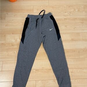 Nike showtime thermaflex basketball jogger
